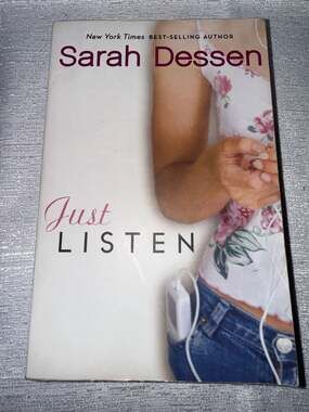Just Listen by Sarah Dessen (Paperback)
